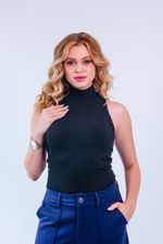 Blusa Nayra Preto