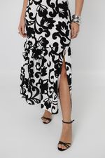Vestido Adriane Preto Arabescos 