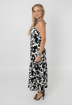 Vestido Adriane Preto Arabescos 