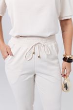 Conjunto Leonora Creme