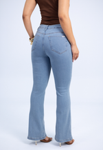 Calça Jeans Flare Raquel Claro 