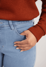 Calça Jeans Reta Flávia Claro 