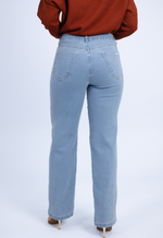 Calça Jeans Reta Flávia Claro 
