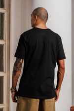 Camiseta Fit Premium Masculina - Preta