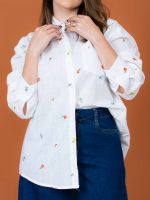 Camisa Feminina em Chambray Bordada Aghata