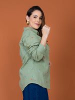 Camisa Feminina em Chambray Bordada Aghata