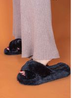 Fuzzy Flatform Mila