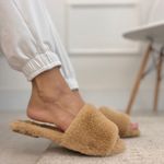 Fuzzy Slide Clara
