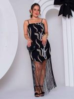 Vestido Curto com Bordado e Franjas Noronha