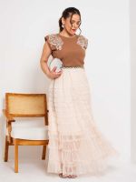 Saia de Tule em Camadas Caribe