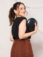 Blusa Muscle Tee com Bordado Cannes