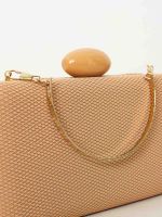 Clutch Texturizada com Fecho Acrílico Aruba