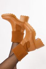 Bota Meia Feminina Tratorada com Cano Stretch Giu