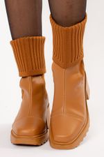 Bota Meia Feminina Tratorada com Cano Stretch Giu
