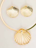 Conjunto de Colar e Brinco Conchas Bruna