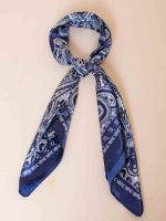 Lenço de Cetim Estampa Paisley Íris