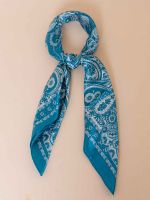 Lenço de Cetim Estampa Paisley Íris