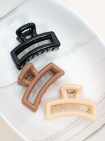 Kit de Piranhas para Cabelo Estilo Minimal Chic Tati 
