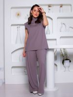 Blusa Canelada com Gola Alta e Manga Japonesa Taísa