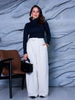 Blusa Manga Longa em Poliamida com Gola Alta Lorena