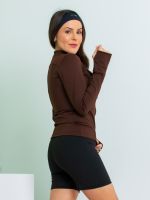 Jaqueta Slim em Poliamida com Thumb Hole e Recortes Millany