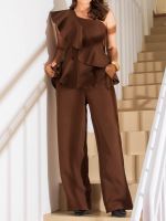 Conjunto Feminino Alfaiataria com Blusa Um Ombro Só e Calça Reta Caterina