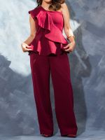 Conjunto Feminino Alfaiataria com Blusa Um Ombro Só e Calça Reta Caterina