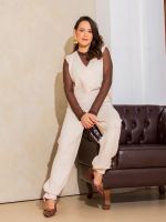 Calça Feminina de Tricô Reta com Bolsos Laterais Maitê