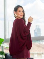 Poncho Feminino de Tricô Trançado Gola Careca Cris