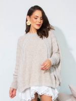 Poncho Feminino de Tricô Trançado Gola Careca Cris