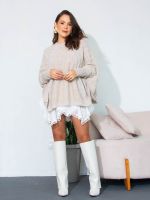 Poncho Feminino de Tricô Trançado Gola Careca Cris