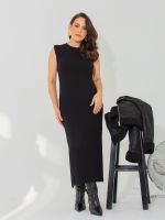 Vestido Feminino Midi de Tricô Canelado Gola Alta com Fenda Antônia