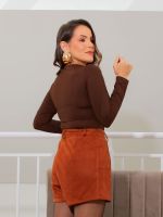 Shorts Feminino Suede com Bolsos Frontais Rafaela