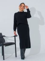 Blusa Feminina de Tricô Manga Trançada Gola Careca Débora