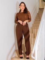Calça Feminina Alfaiataria Reta com Pregas e Bolsos Luana
