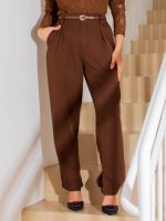 Calça Feminina Alfaiataria Reta com Pregas e Bolsos Luana