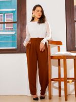 Calça Feminina Alfaiataria Reta com Pregas e Bolsos Luana