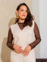 Colete Feminino de Tricô Transpassado com Botões Decorativos Maitê