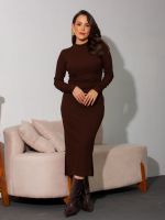 Vestido Feminino Midi Manga Longa com Fenda Amanda