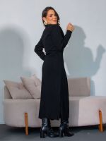 Vestido Feminino de Tricô Midi Manga Longa Serena