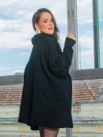 Poncho Feminino de Tricô Gola Alta Amplo Antonella
