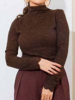 Blusa Feminina de Renda Manga Longa Gola Alta Luana