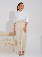 Calça Feminina Alfaiataria Reta com Bolsos Frontais Magda