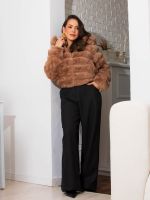 Calça Feminina Alfaiataria Reta com Bolsos Marcela