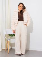 Calça Feminina Alfaiataria Reta com Bolsos Marcela