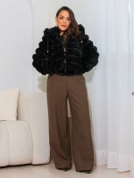Calça Feminina Alfaiataria Reta com Bolsos Marcela