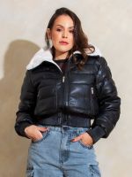 Jaqueta Feminina Bomber Peluciada Gola Alta Clara