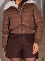 Jaqueta Feminina Bomber Peluciada Gola Alta Clara