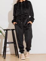 Conjunto Feminino Plush com Capuz Taís