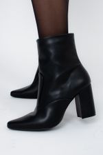 Bota Feminina Cano Curto Salto Bloco Rafaela